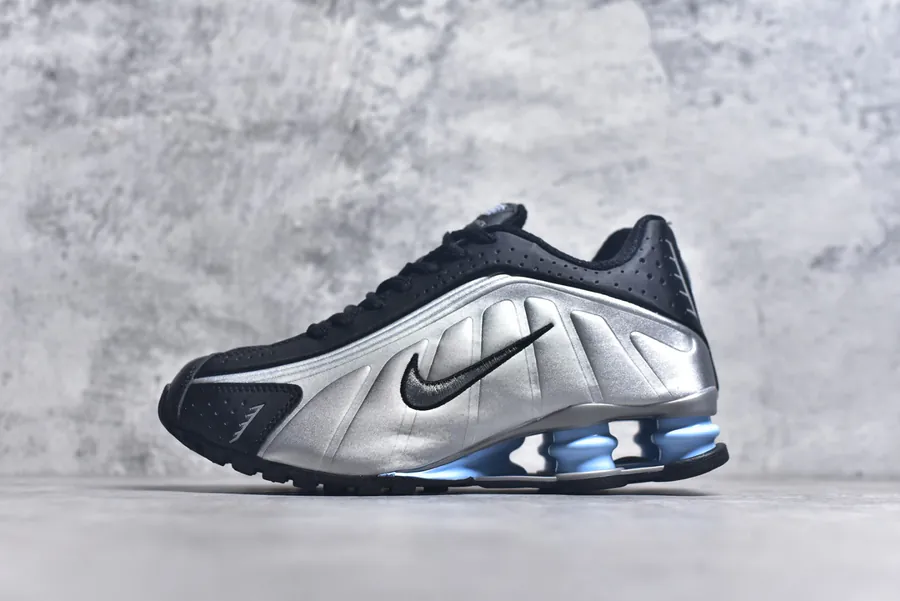 Nike Shox R4 Bullet Vans Carter Running Shoes