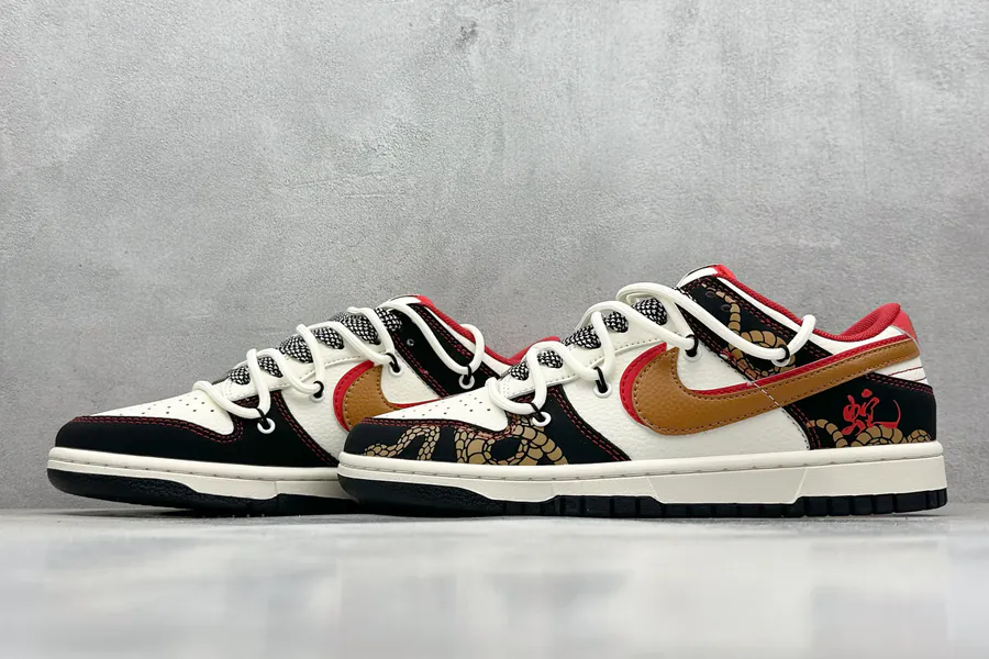 Nike SB Dunk Low Snake Year Edition