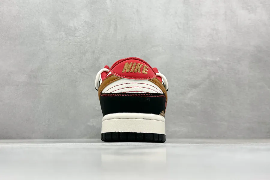 Nike SB Dunk Low Snake Year Edition