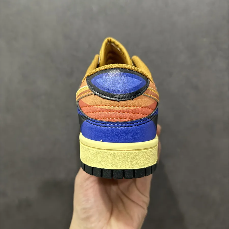 Nike SB Dunk Low Pro Clown Dunk Retro Low Sneaker