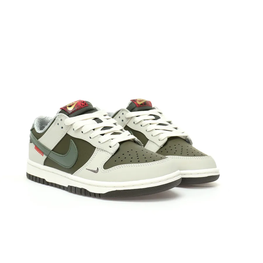 Nike SB Dunk Low Year of the Snake Edition