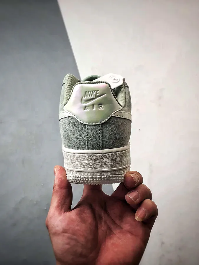 Original Air Force 1 07 Low in Gray Green