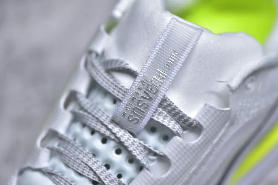 Nike Pegasus Premium Running Shoes with Air Zoom Technology