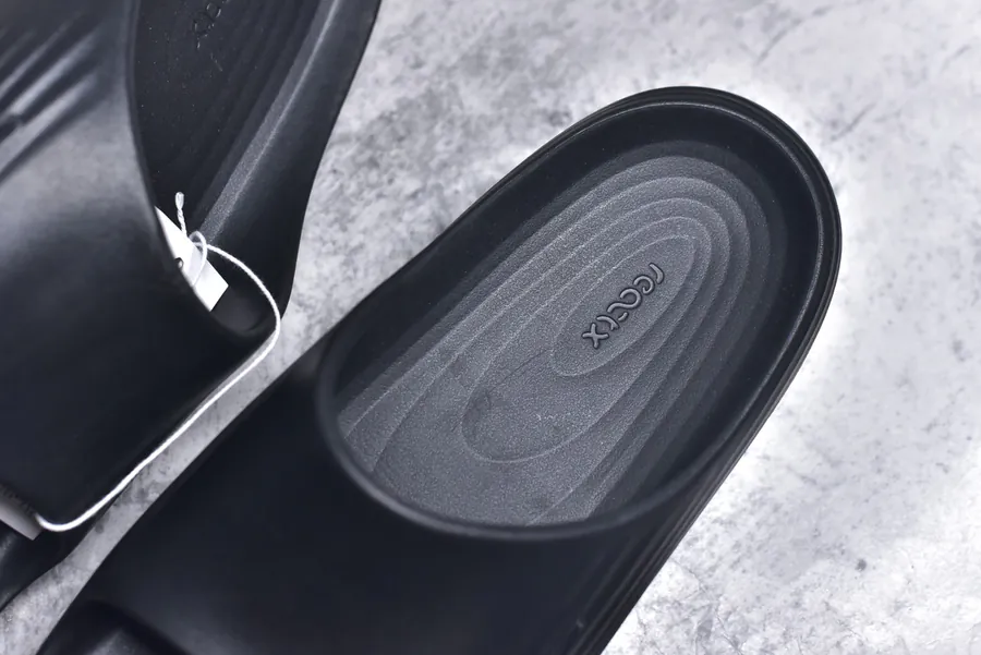 Nike ReactX REJUVEN8 Slide Slide with Simple and Comfortable Design