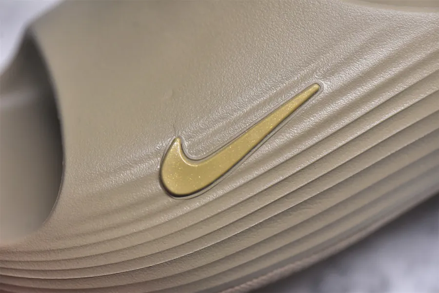 Nike ReactX REJUVEN8 Slide Minimalist Comfort Slide