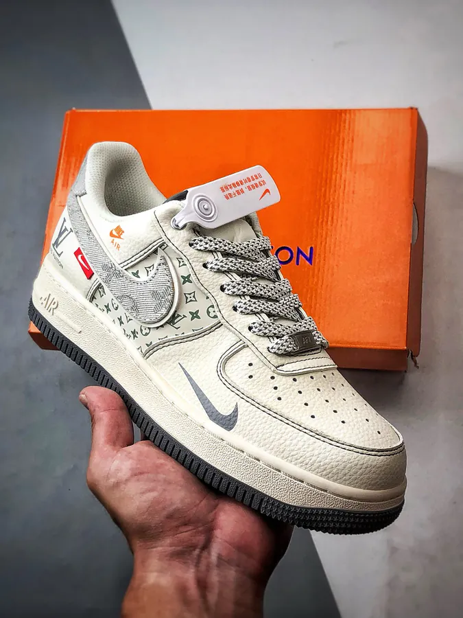 LV x Air Force 1 Low Authentic Air Force 1 Style