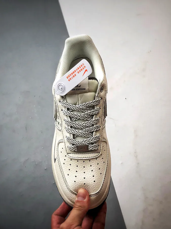 LV x Air Force 1 Low Authentic Air Force 1 Style