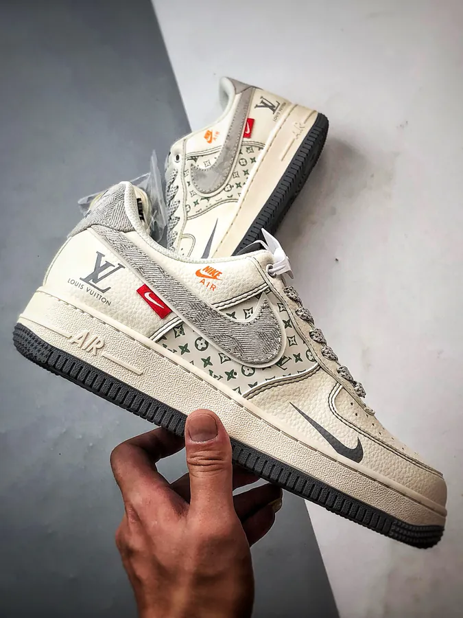 LV x Air Force 1 Low Authentic Air Force 1 Style