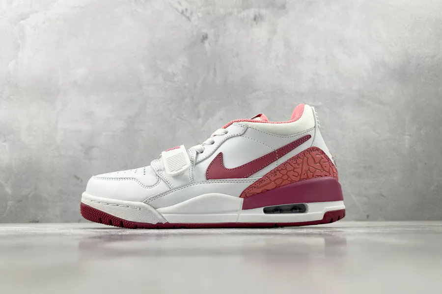 Jordan Legacy 312 Low in Pink White