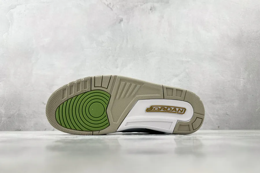 Jordan Legacy 312 Low in White and Olive Green