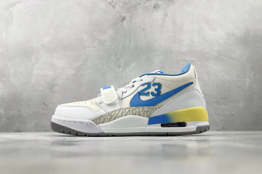 Jordan Legacy 312 Low in White and Blue
