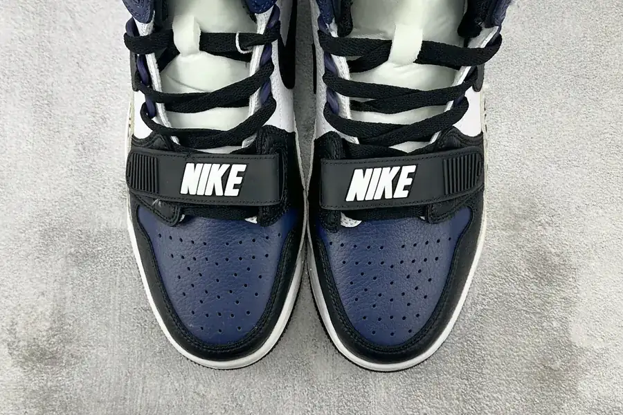Jordan Legacy 312 Deep Blue