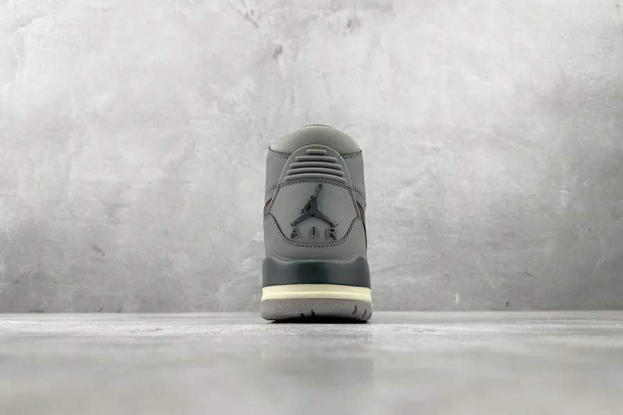 Jordan Legacy 312 in Gray Cement