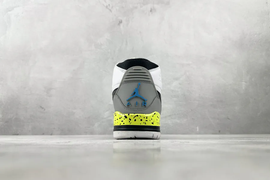 Jordan Legacy 312 Command Force