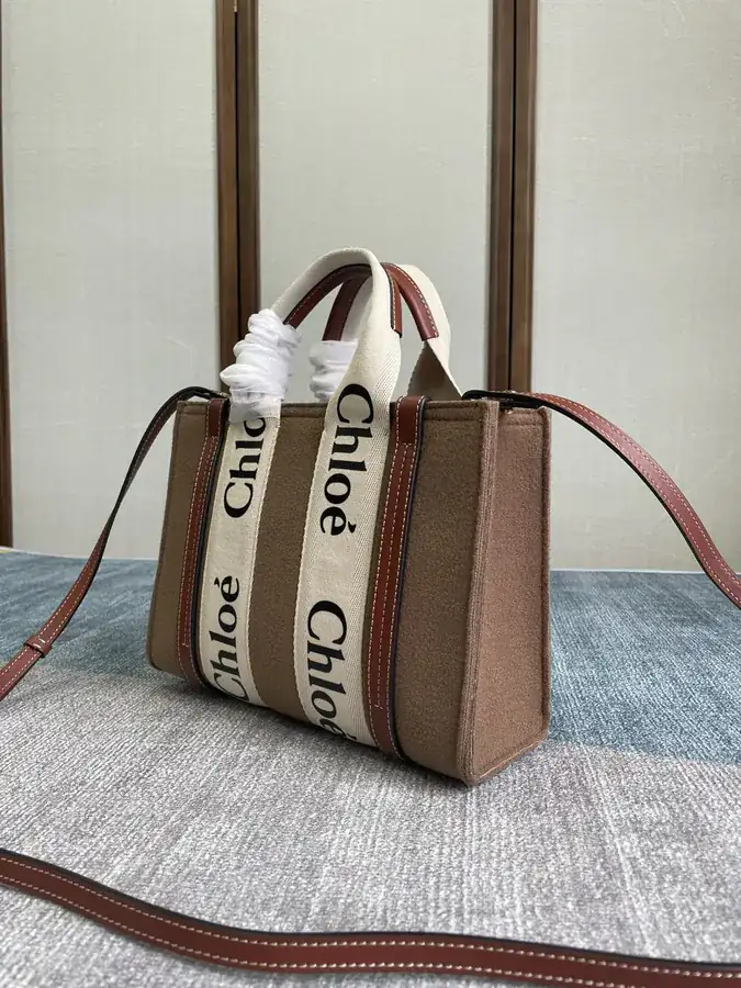 Chloe Woody Tote Autumn Winter 2021