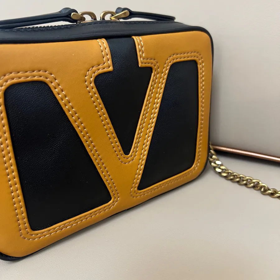 GARAVANI VIVA SUPERSTAR Bucket Bag