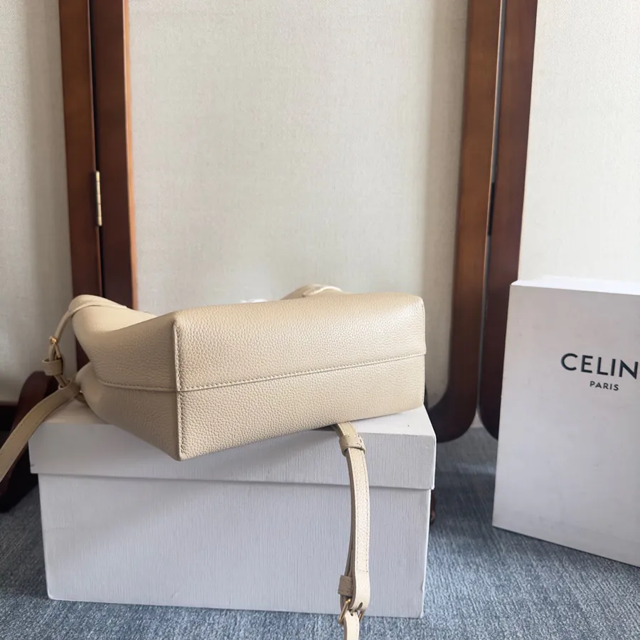 CE New Arrival Anais Cabas in Grained Calfskin Tote