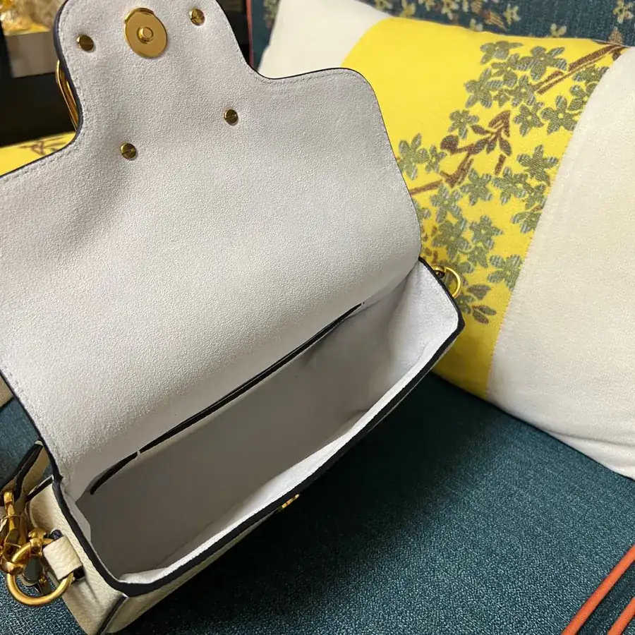 GARAVANI Alltime Bucket Bag in Grained Calfskin