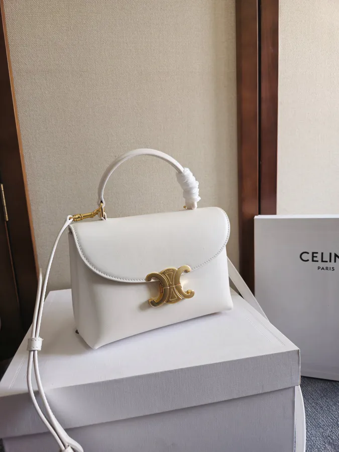 CE Kelly Handbag Classic Design, Premium Feel