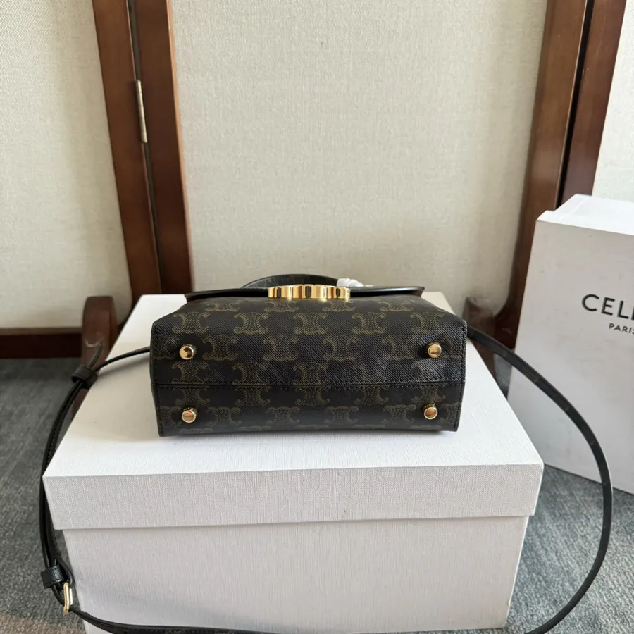 CE Kelly Handbag Classic Design, Premium Feel