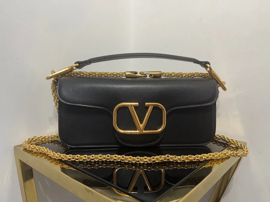 Locò Bucket Bag in Grained Calfskin, Large Size