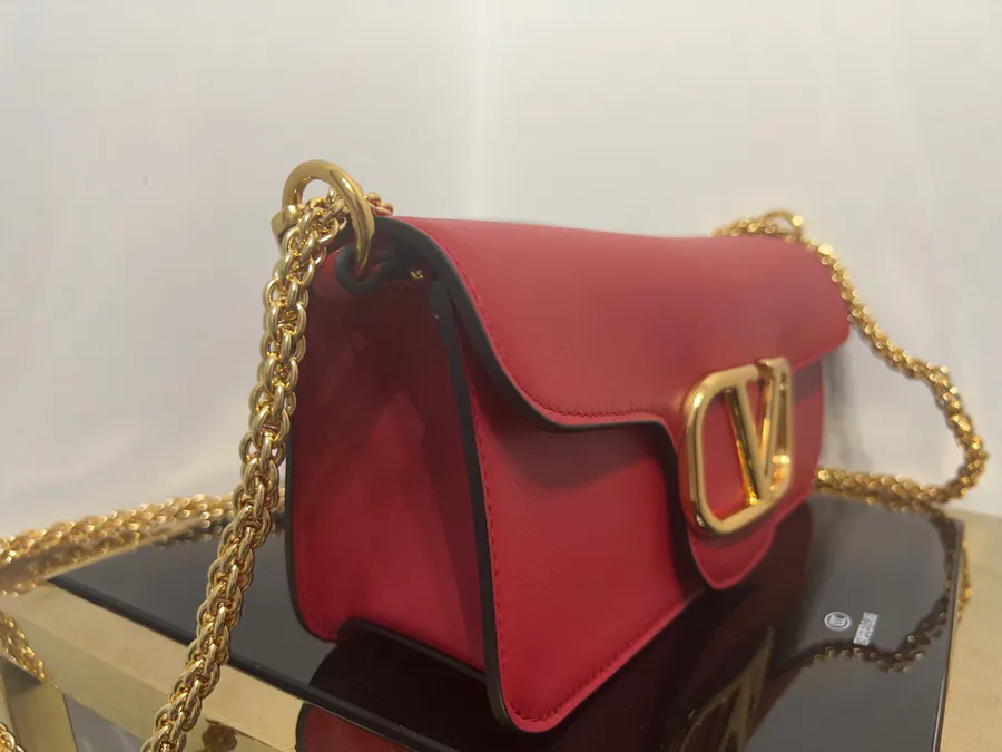 Locò Bucket Bag in Grained Calfskin, Large Size