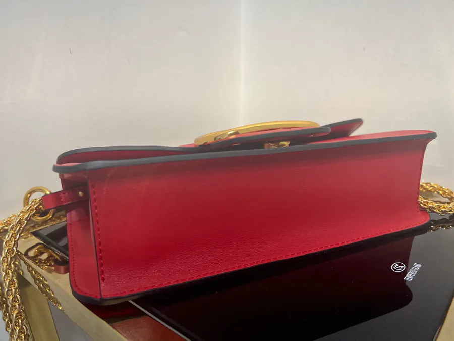 Locò Bucket Bag in Grained Calfskin, Large Size