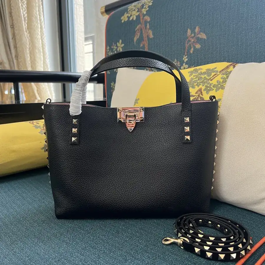 Garavani Rockstud S Tote Small