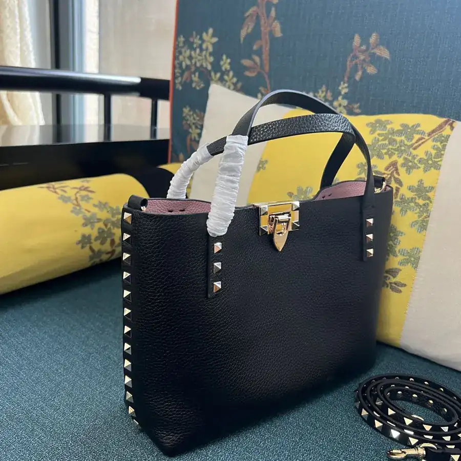 Garavani Rockstud S Tote Small