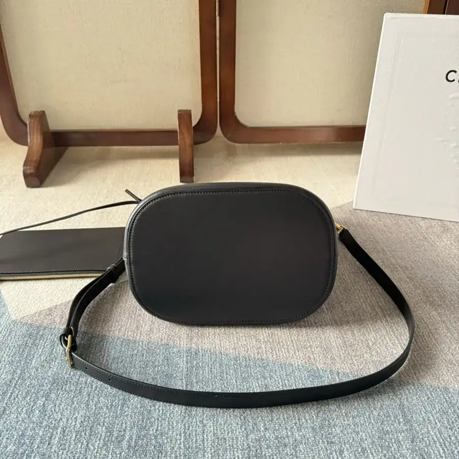 Casa New Bucket Bag in Grained Calfskin
