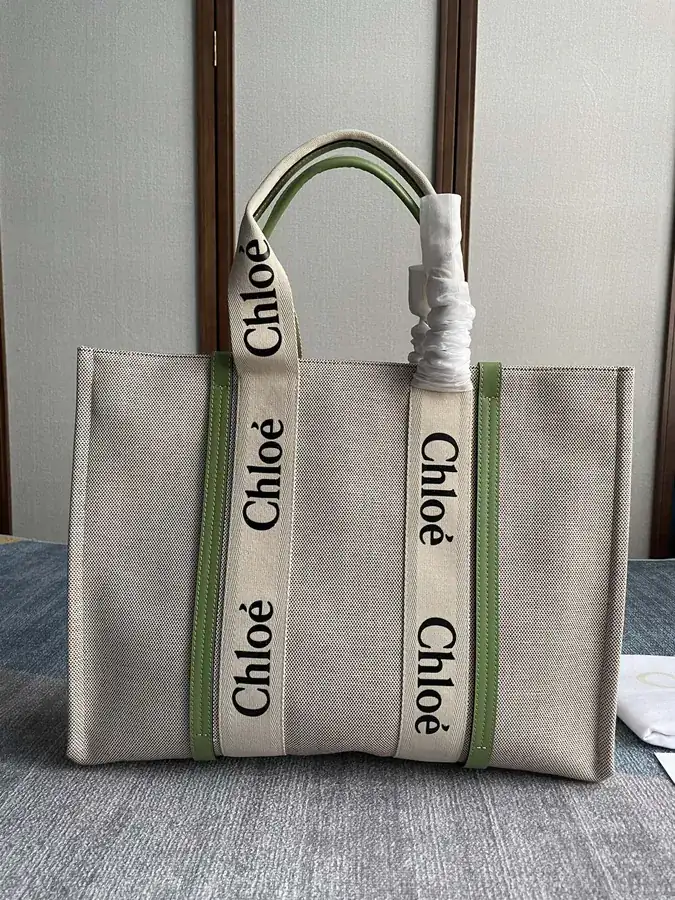 Chloe Woody Tote Bag in Emerald Green