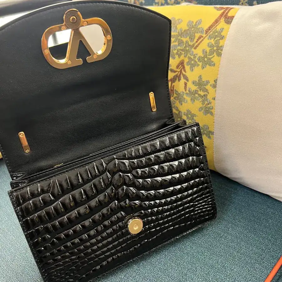 GARAVANI VAIN Large Bucket Bag with Metal VLOGO Signature Details