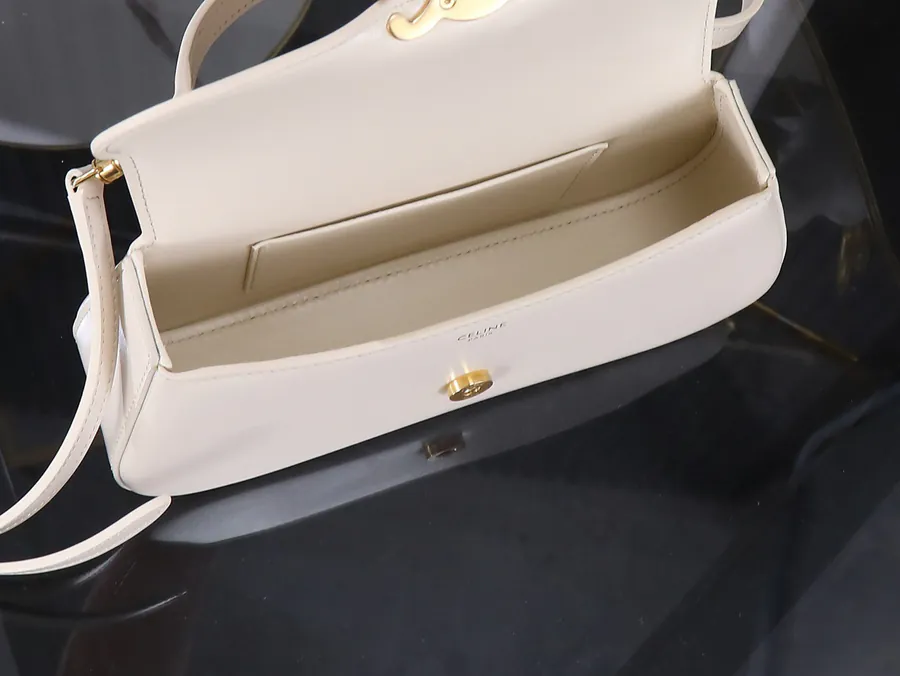 EEN LOLA Leather Handbag with Premium Steel Hardware