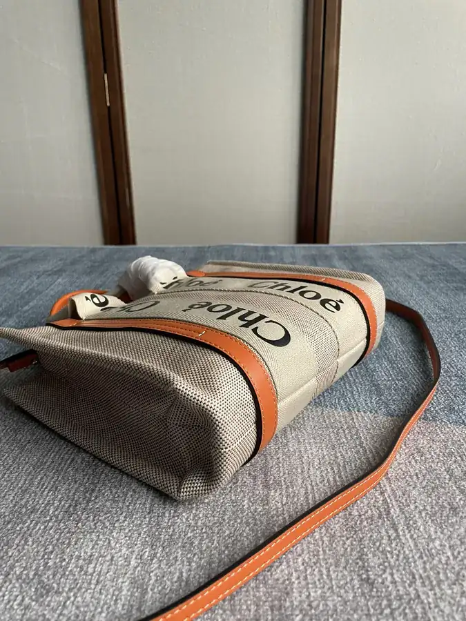Chloe Small Woody Tote Bag with Shoulder Strap