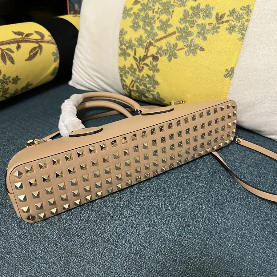 GARAVANI ROCKSTUD EW Small Calfskin Handbag with Studs and Chain Design